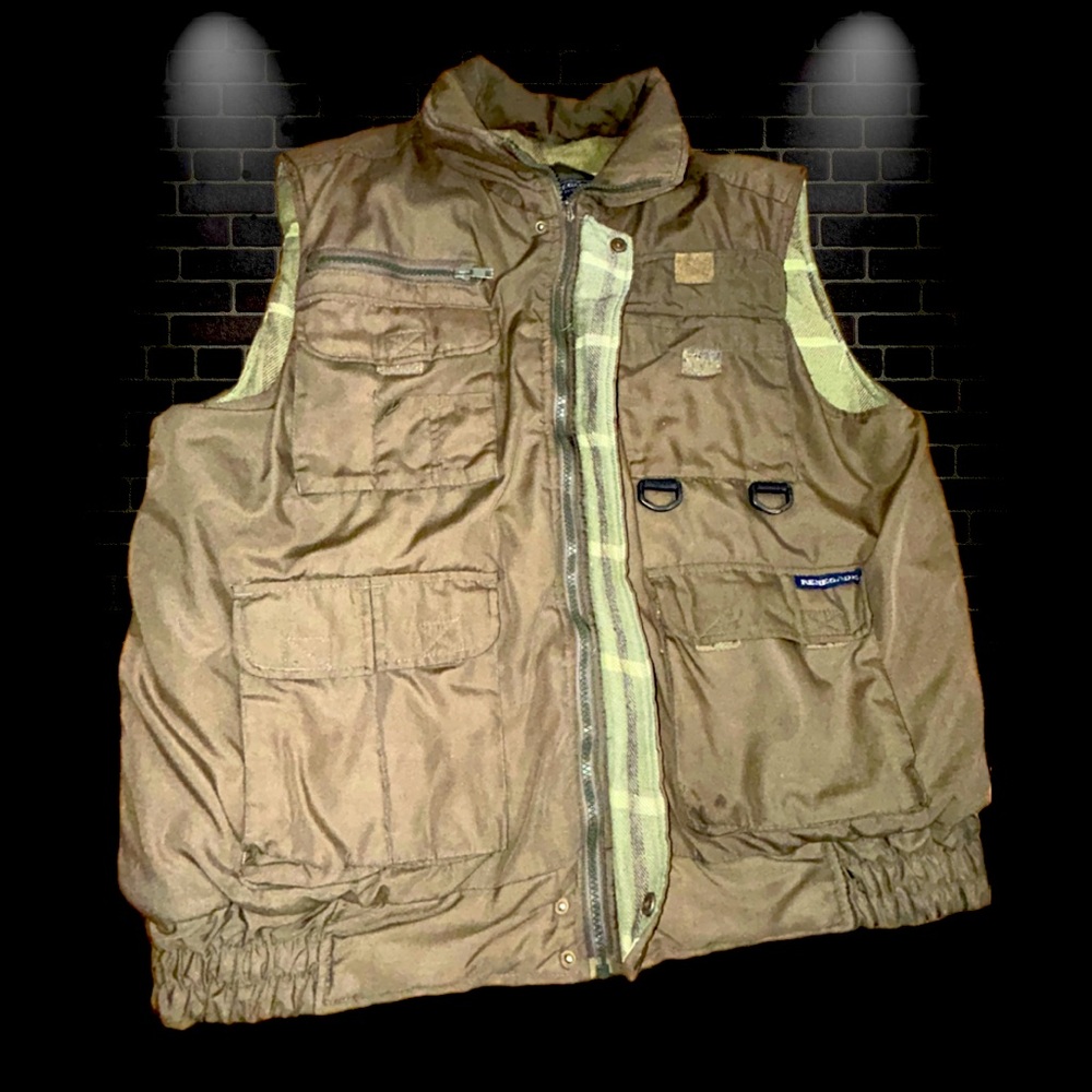 Renegade Men’s Utility Vest Large – Outdoor Adventure Gear w/ Multi Pocket